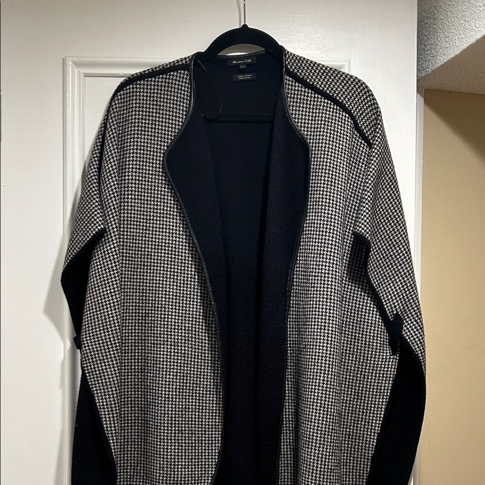 Black and White Houndstooth Open cape